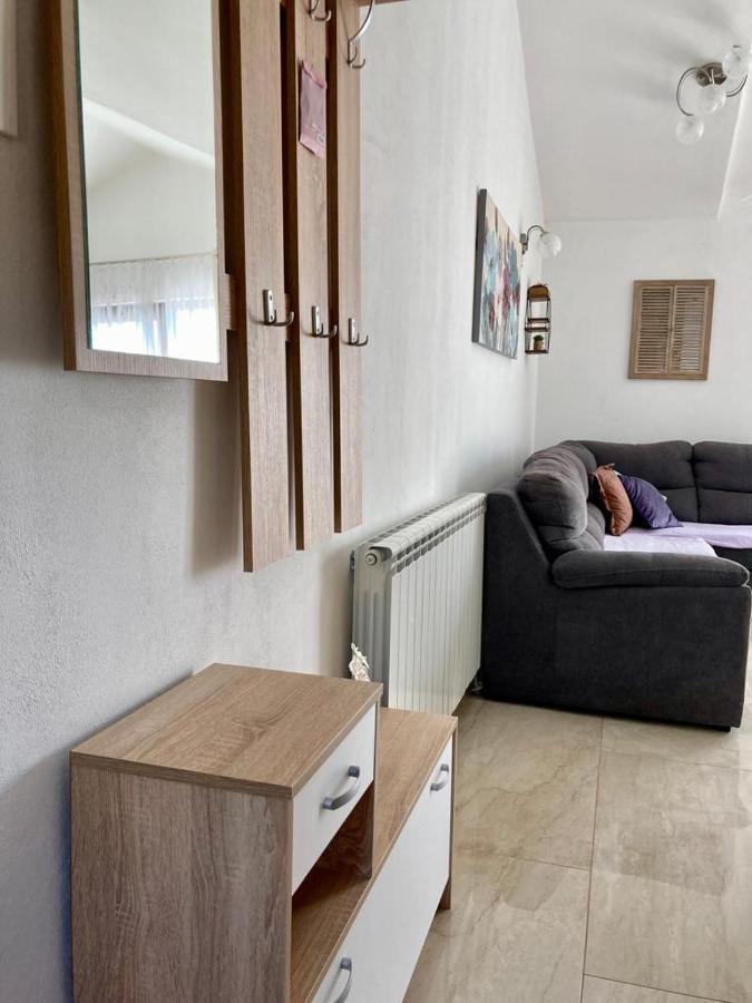 Apartment Andjela Starigrad Paklenica Eksteriør bilde